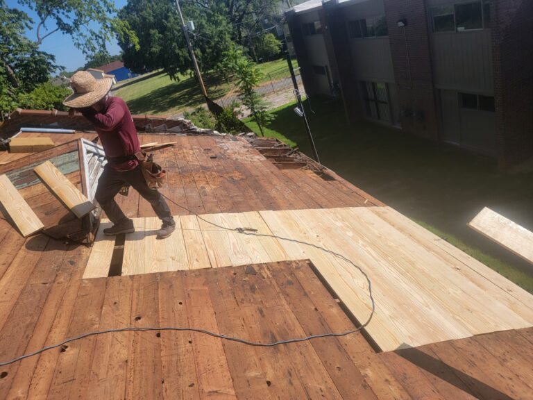 roofing contractor near me 768x576