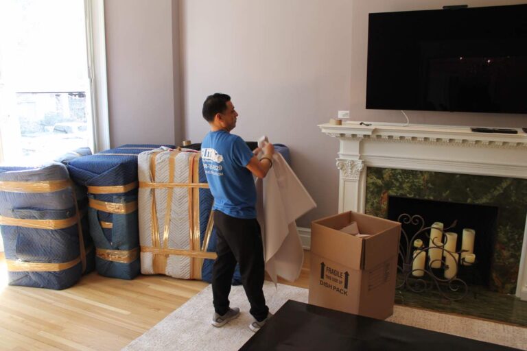 fragile item wrapping chicago movers 768x512